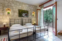 Amazing Villas In Crete Villa Argiris Bedroom4